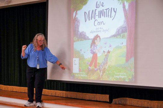 ASL Story Telling